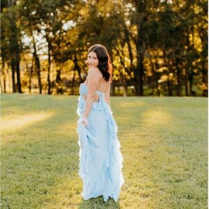 Selfie Leslie Light Blue Strapless Dress